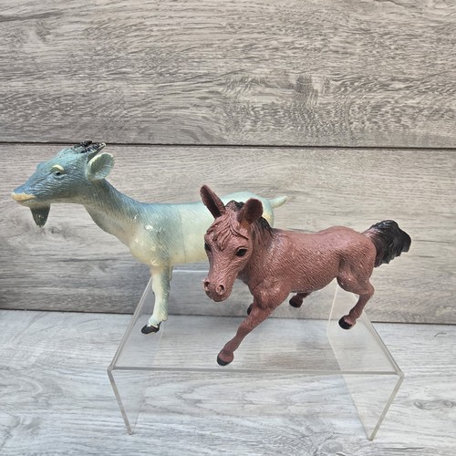 Vintage farm toy figurine lot - farm,