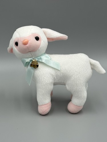 Adorabile piccolo agnello