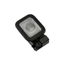 Luce cortesia post. orig. Ford