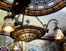 Lampadario in vetro colorato