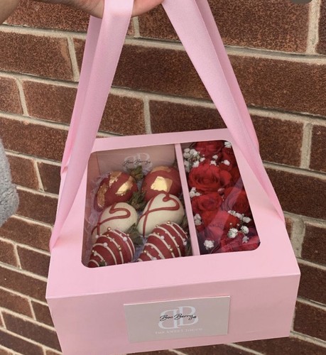 Fioriere rosa per regalo con