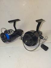Set di 2 mulinelli da spinning vintage Mitchell 300, uno ha SN # C284715 
