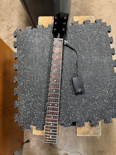 Manico per chitarra forma - per, di