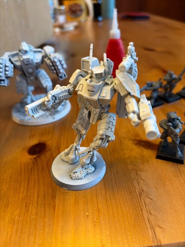 Warhammer 40k tau - warhammer, commander