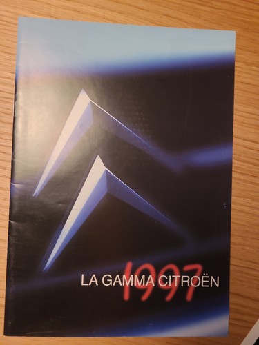 Brochure depliant gamma - brochure,