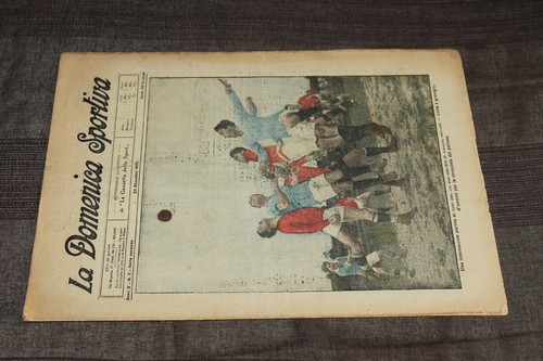Rivista sportiva la - -, domenica