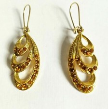 Orecchini pendenti metallo dorato ambra bigiotteria vintage anni 80