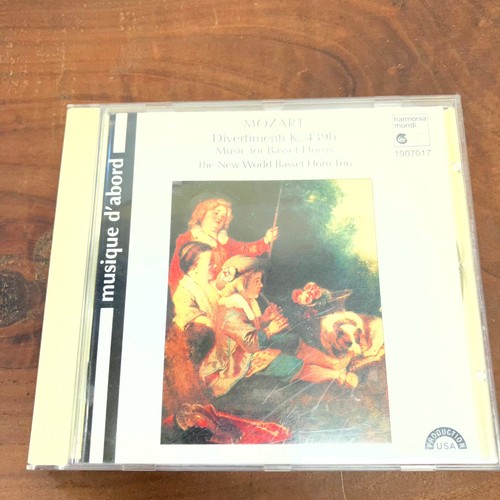 Mozart divertimenti k 439b - –, k.439b