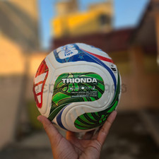 Adidas trionda pro pallone