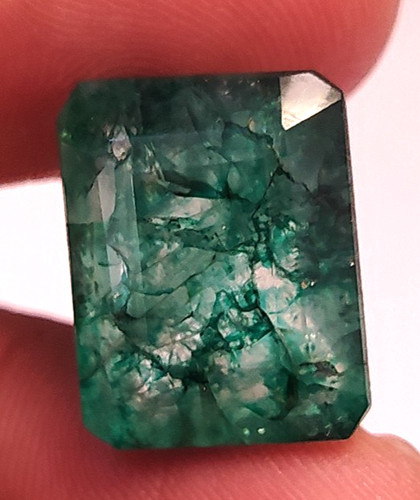 Pietra preziosa sfusa smeraldo