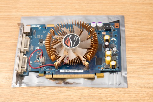 Asus geforce 8600gt - 8600gt, gaming