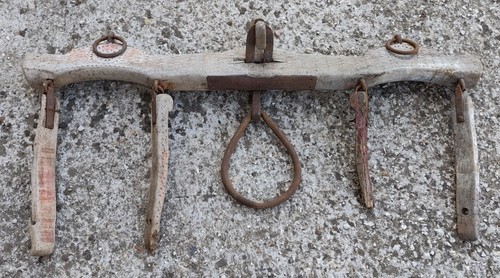 Antico giogo per buoi con - antico,