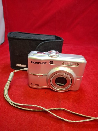 Traveler fotocamera digitale