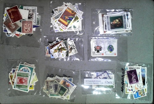 Lotto 355 francobolli mondiali - lotto,