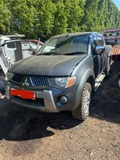 Mitsubishi L200 Warrior 2006 - Veicolo intero con rotture