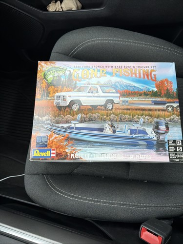 Ford bronco gone fishing 1980 - ford,