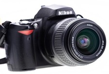 Nikon D40 / 13760 scatto / con