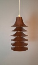 Vecchia lampada a sospensione