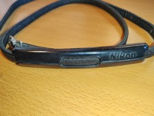 NIKON tracolla stretta