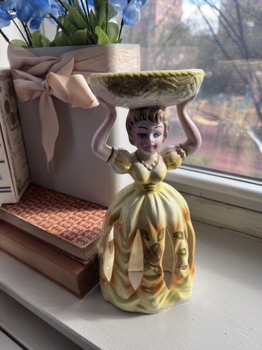 Statuina bambola porta