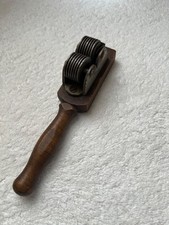 Crimpatrice per scanalatura