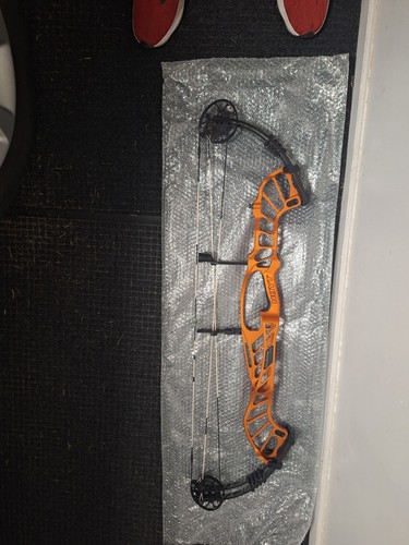 Hoyt invicta compound bow - compound,