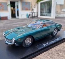modellino auto scala 1/18