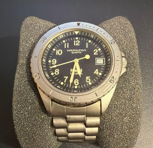 Hamilton khaki sub - sub, 9745b