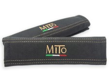 COPRI CINTURE DI SICUREZZA ALFA ROMEO MITO ALCANTARA NERO RICAMO BEIGE BANDIERA