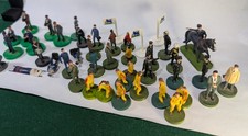 Subbuteo stadium figures - 30+,