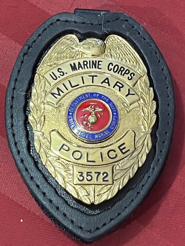 Usmc badge clip - usmc,