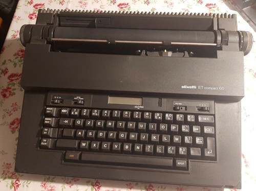 Macchina scrivere olivetti - scrivere,
