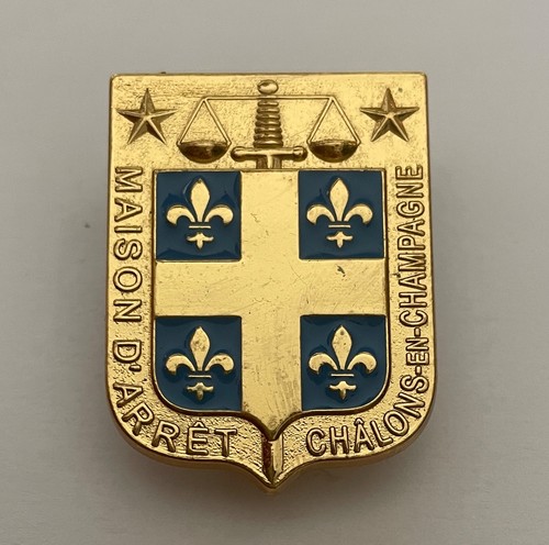 Maison arrêt châlons en - maison,