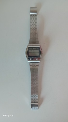 Seiko quartz lcd digital alarm - lcd,