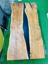 Tavolo da pranzo in resina