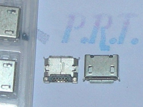 Connettore micro - connettore,