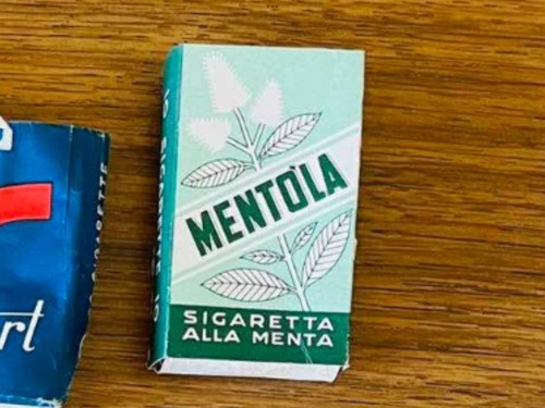Pacchetto vuoto sigarette - pacchetto,