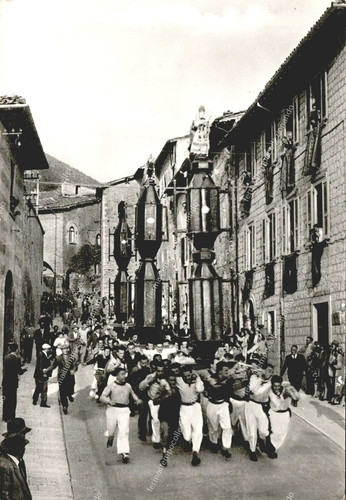 Ea524 cartolina gubbio - gubbio,, festa