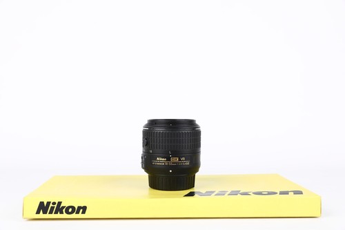 Nikon 55mm 6 - f3.5-5.6, vr