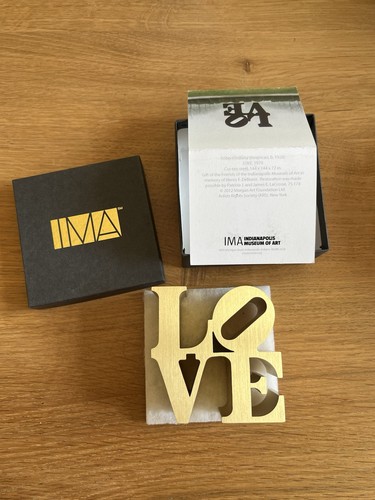Robert indiana sculpture - sculpture, love