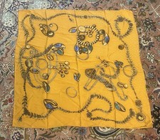 Sciarpa seta FENDI 34”x34”