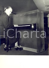 1956 FOIRE DE PARIS Stand PLEYEL - Nouveau piano en verre - Photo 13x18