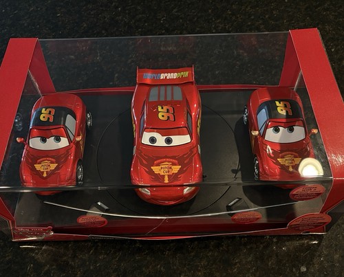 Disney store cars mcqueen - store,