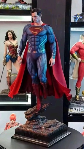 Action figure justice - figure, dc