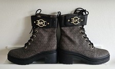 Scarpe eleganti stivali di