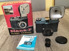 DIANA-F FLASH CAMERA MACCHINA FOTOGRAFICA VINTAGE CON SCATOLA E ISTRUZIONI