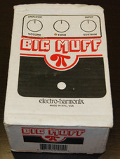 EFFETTO A PEDALE PER CHITARRA