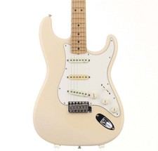 Fender Japan ST72-140YM Yngwie