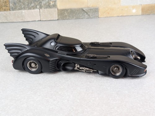 Hot wheels 1989 batmobile - batmobile, 1:18