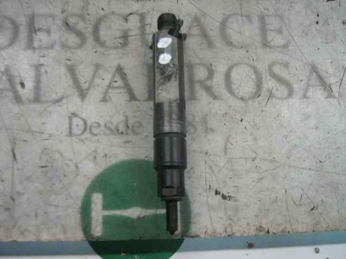 Inyector 6820141 para - /,